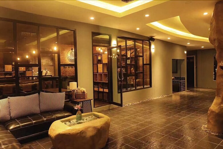 Lana Hotel