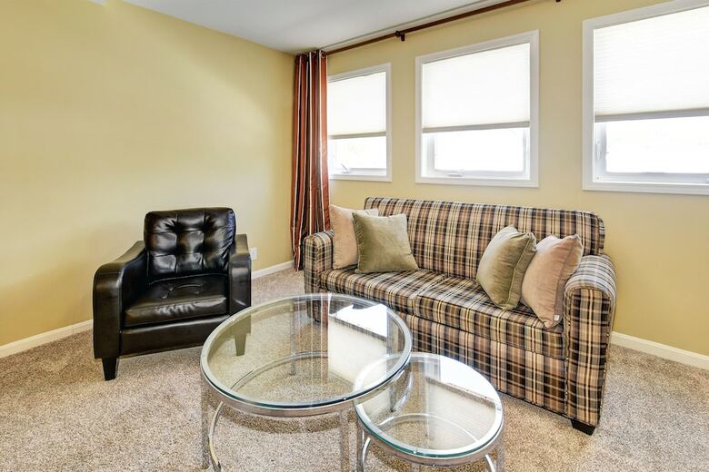 Apartamentos Lux Townhouse Walk To All