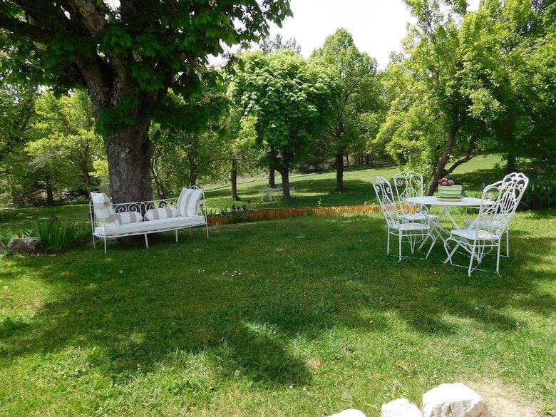 Hotel Le Mas Des Chardons Chambre D'h�tes