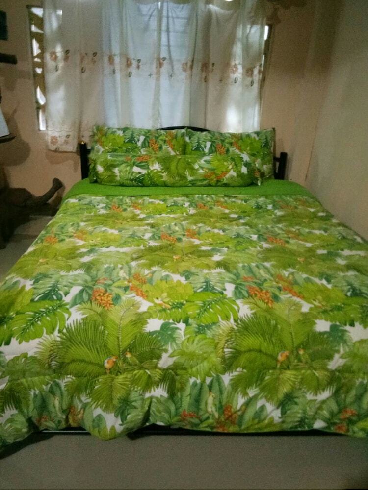 Heuan Kru Noi Homestay