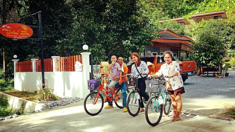 Hotel Baan Bhuriwat Kiriwong