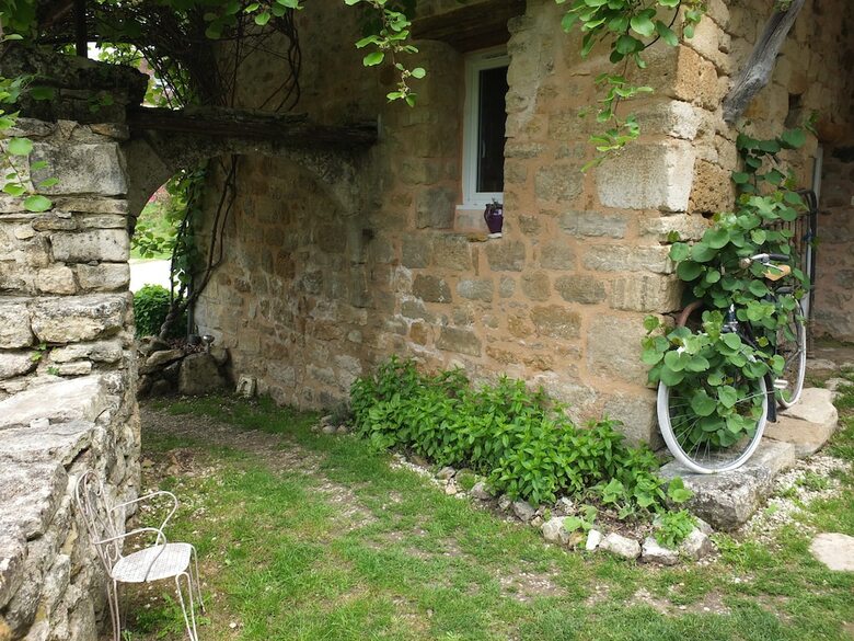 Hotel Sur Le Chemin Des Sens