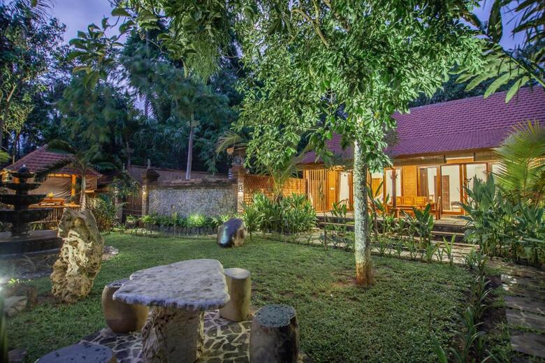 Bed & Breakfast Jero Sebali Villa