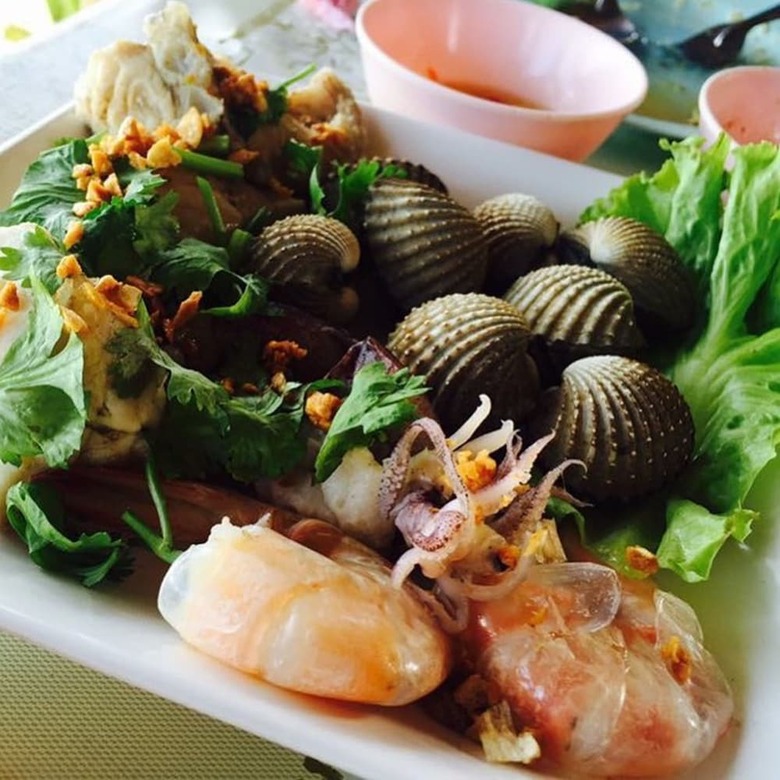 Hotel Talumpuk Seafood & Resort