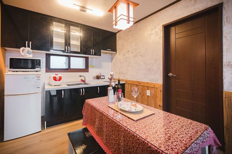 Pension Namchon Full House