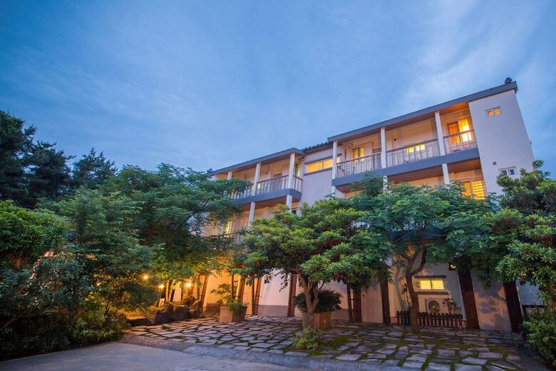 Pension Namchon Full House