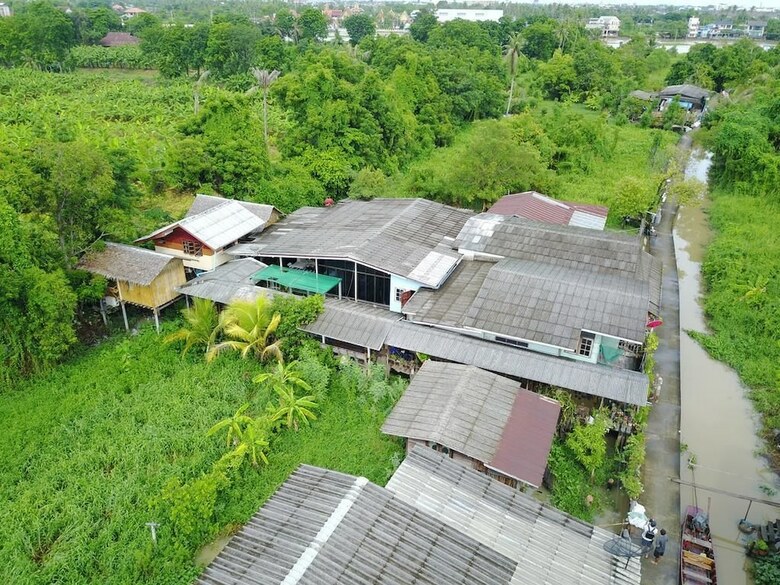 Hotel Cast Away  Homestay