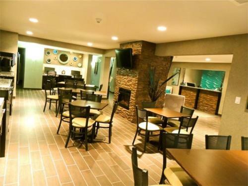 Hotel Western Star Inn & Suites Stoughton