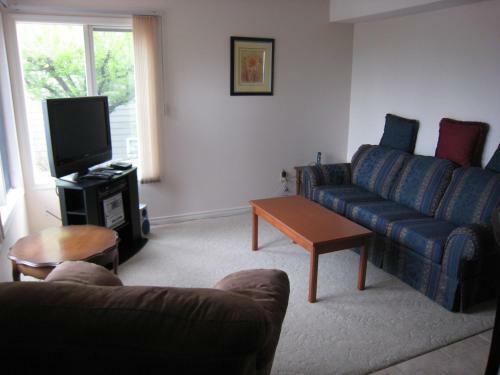 Hostal Peachland Lakeview Vacation Suite