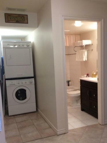 Hostal Peachland Lakeview Vacation Suite