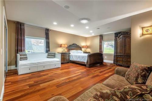 Beach Ave Castle Luxury Vacation Rental