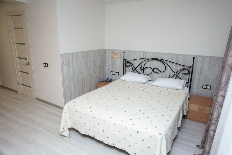 Hotel Podvorie