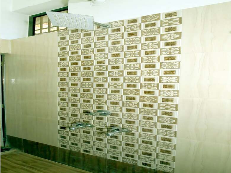 Oyo 12407 Hotel Shri Radha Isbt