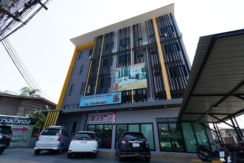 Hotel Riski Residence Bangbuathong