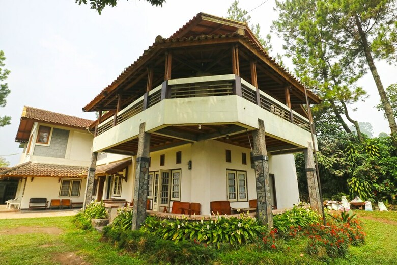 Hotel Pondok Buah Sinuan