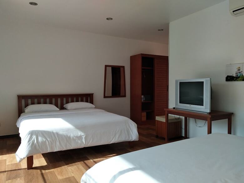 Hotel Sleep Soundly By The Sea