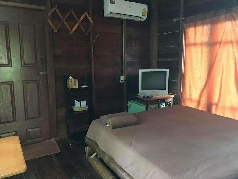 Hotel Suchanaree At Leam Ngop