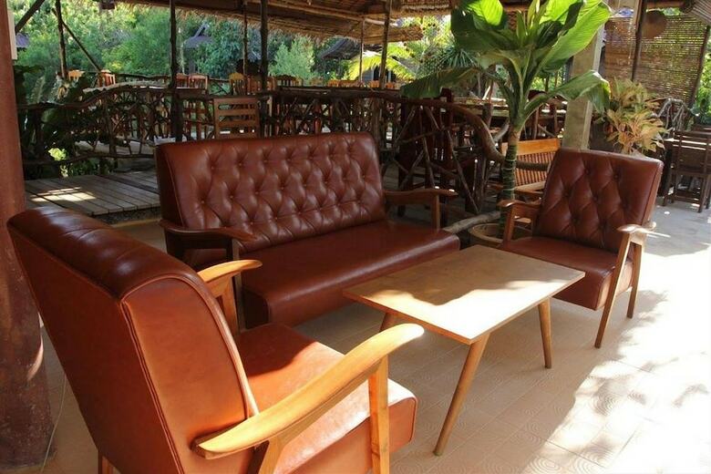 Hotel Suchanaree At Leam Ngop