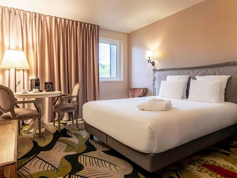 Hotel Mercure Demeure de Campagne Parc Du Coudray