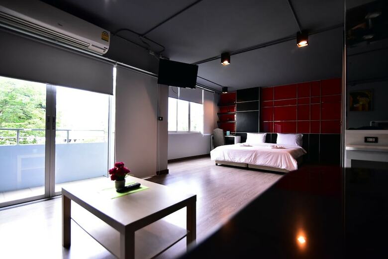 Aparthotel Big Tree Residence Suvarnabhumi
