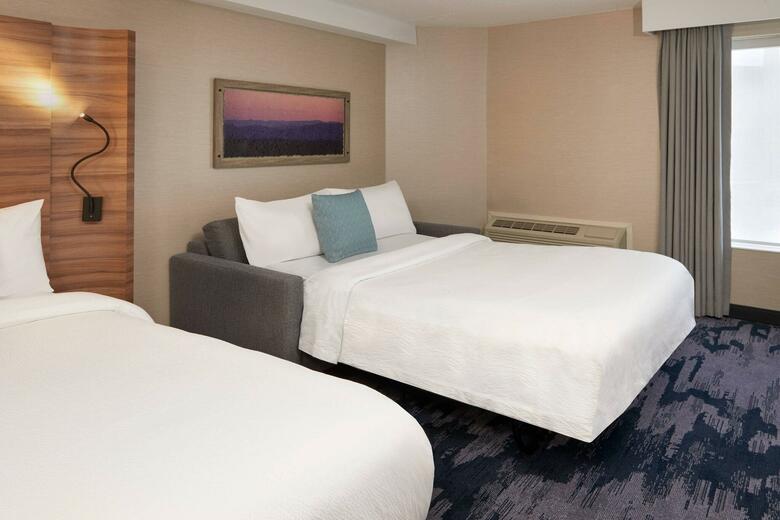 Travelodge Hotel By The Falls