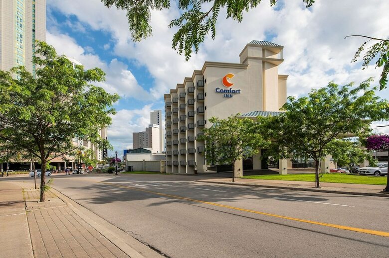 Hotel Comfort Inn Fallsview