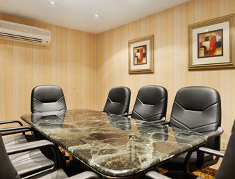 Hotel Quality Inn And Suites