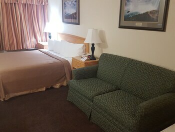 Hotel Quality Inn And Suites