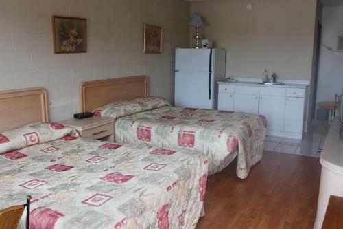 Motel Ritz Inn Niagara & Wedding Chapel