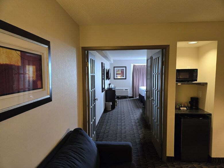 Ramada Plaza Niagara Falls Hotel
