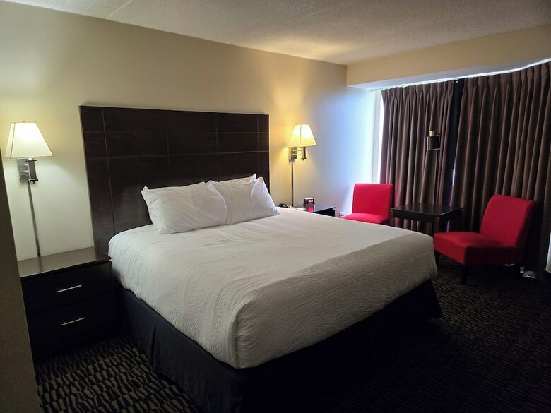 Ramada Plaza Niagara Falls Hotel