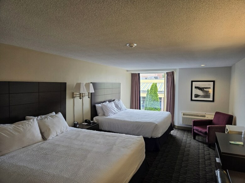 Ramada Plaza Niagara Falls Hotel