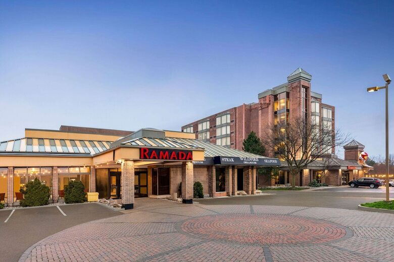 Ramada Plaza Niagara Falls Hotel