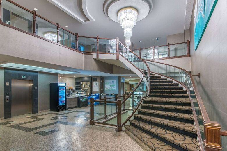 Ramada Plaza Niagara Falls Hotel