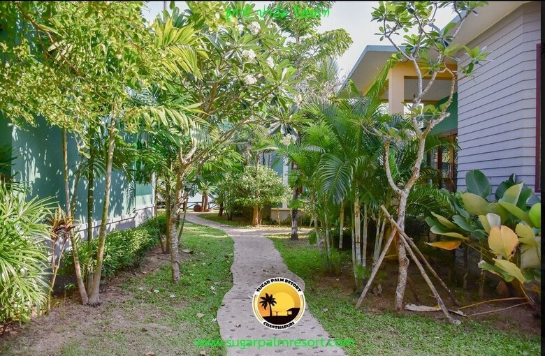 Hotel Sugar Palm Resort