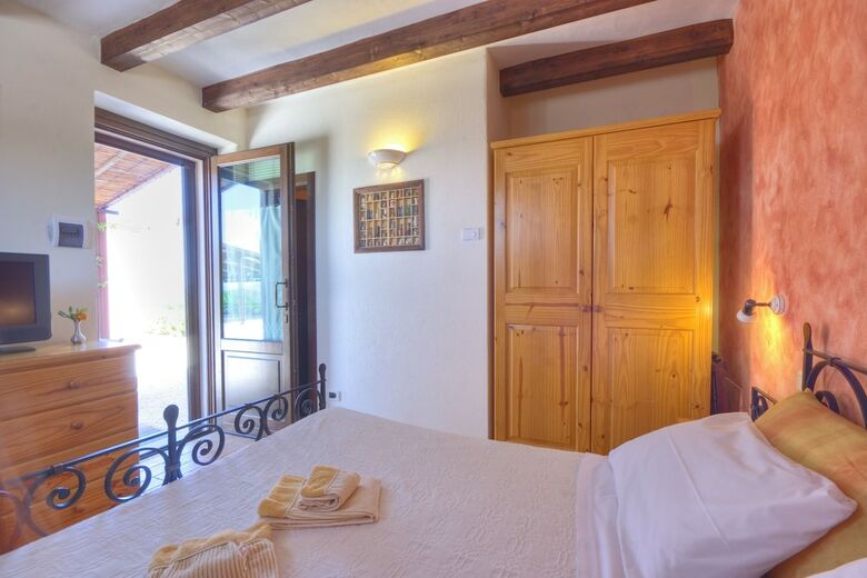 Agroturismo Airone Country House