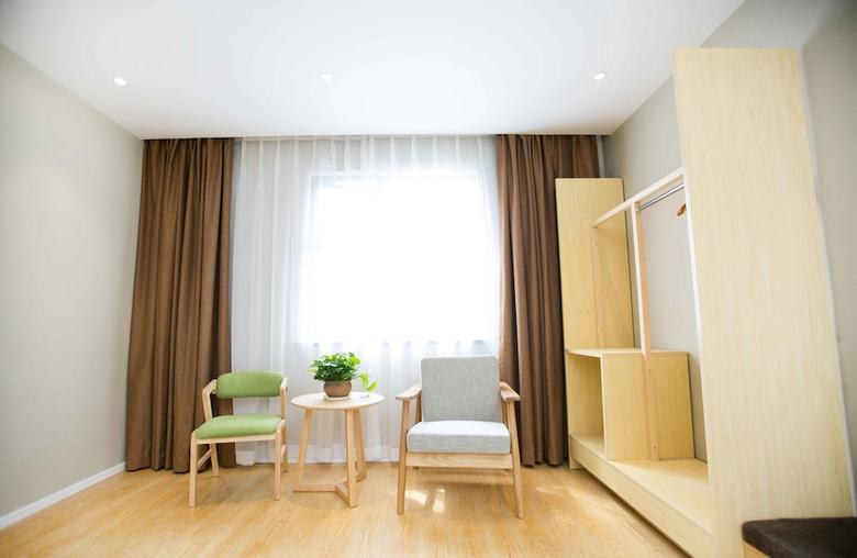 Ibis Styles Jingdezhen Cidu Avenue Hotel