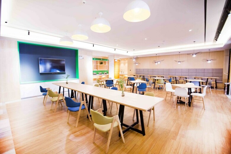 Ibis Styles Jingdezhen Cidu Avenue Hotel