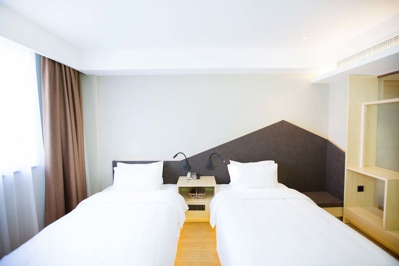 Ibis Styles Jingdezhen Cidu Avenue Hotel