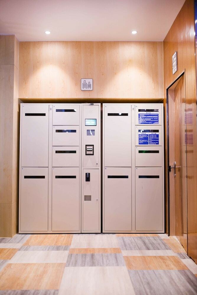 Ibis Styles Jingdezhen Cidu Avenue Hotel