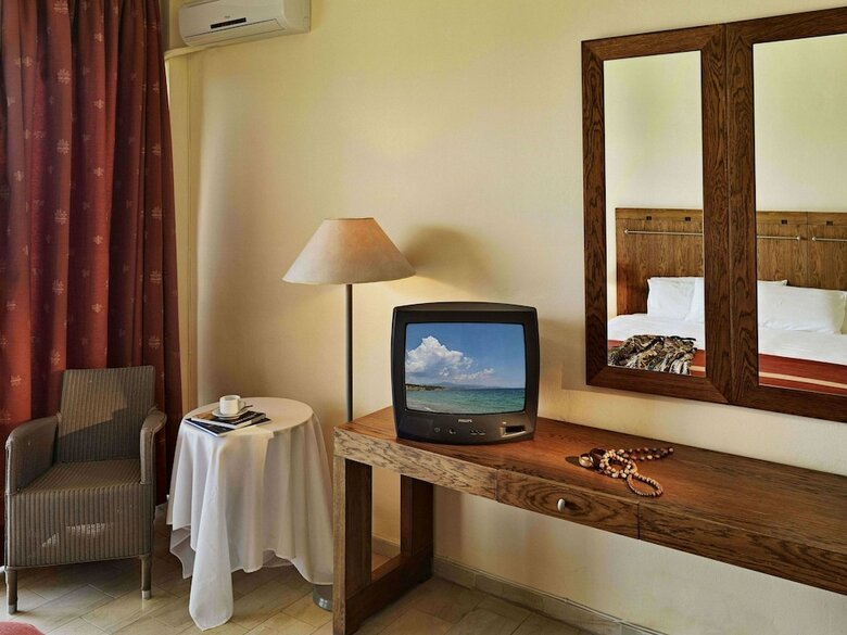 Hotel Kalamaki Beach Resort