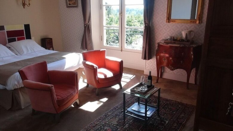 Hotel Ch�teau de Rouffiac Chambres D'h�tes Vignoble de Cahors
