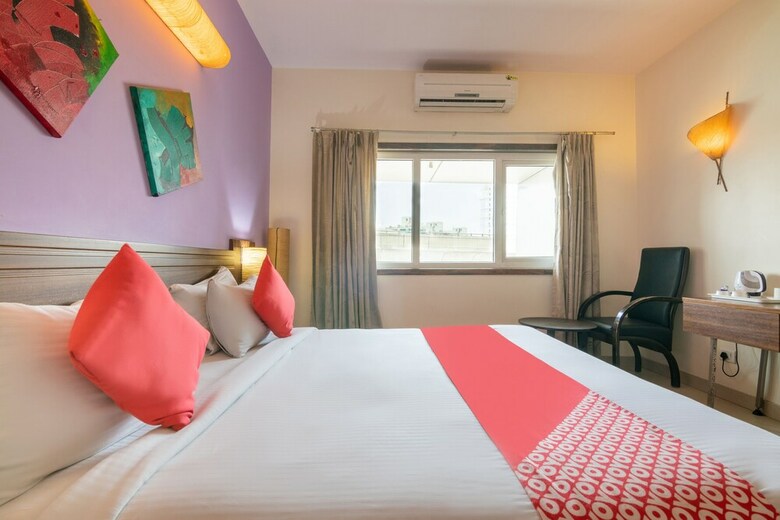 Oyo 14972 Hotel Ekaa