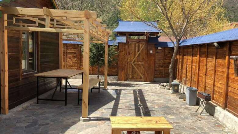 Hotel Yun Ju Courtyard Apartment