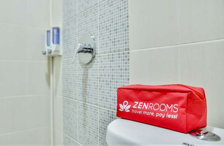 Hostal Zen Rooms Adisucipto Airport - Hostel