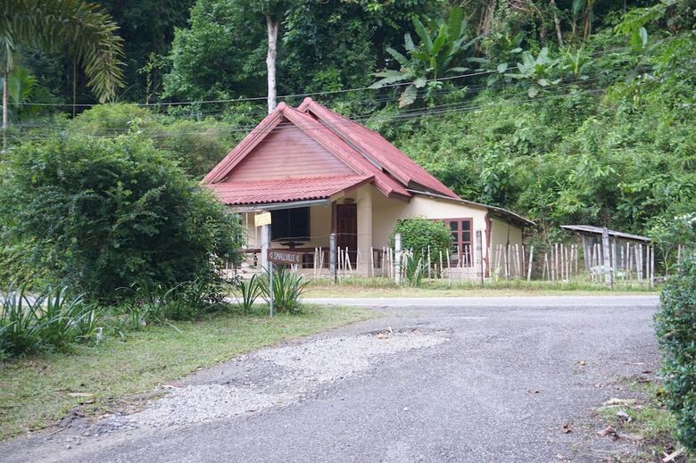 Hotel Smallville Resort Ranong