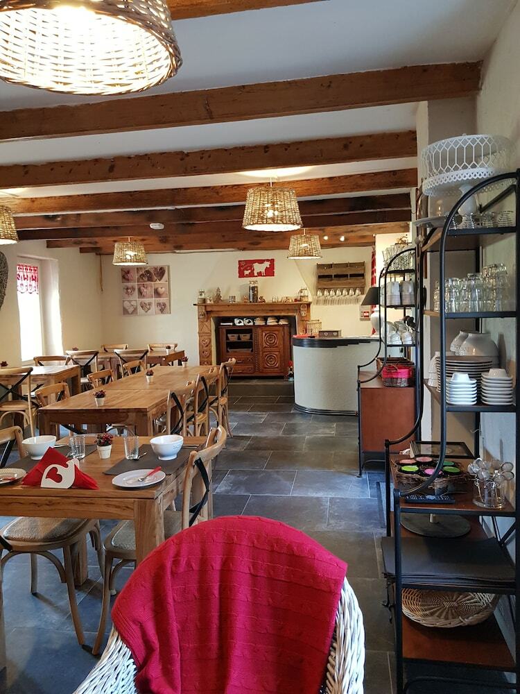 Hotel �le � Des Capucins