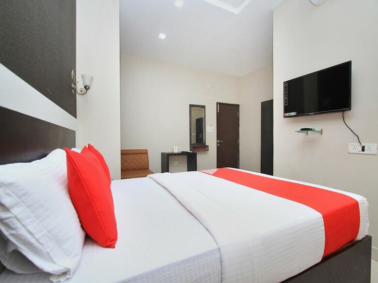 Oyo 13029 Hotel Bestend