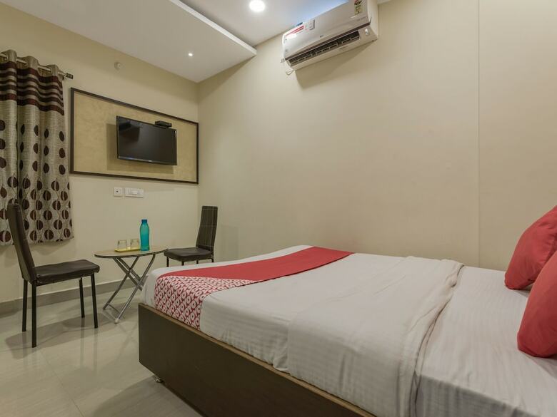 Apartamentos Oyo 13114 Svs Luxury Rooms