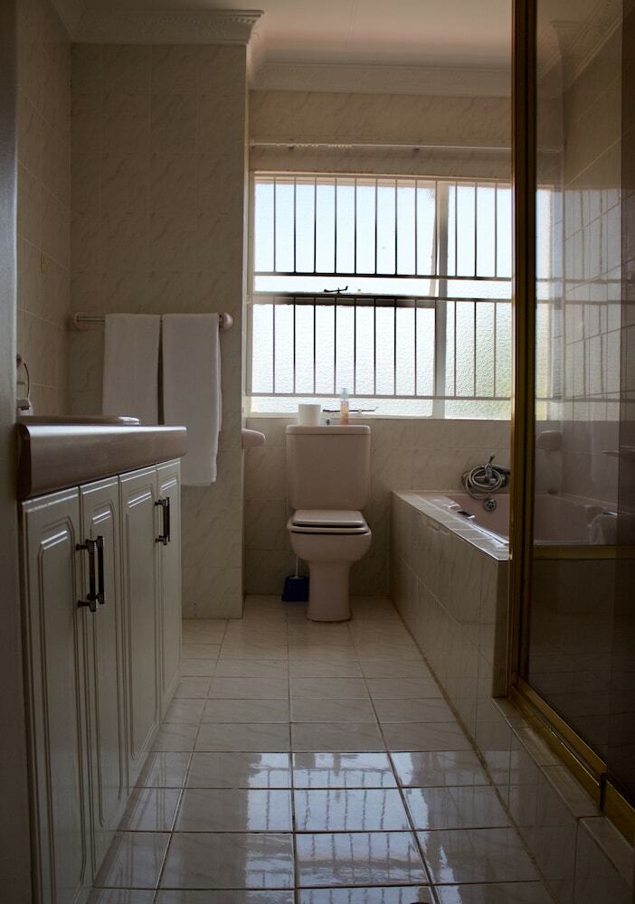 Bed & Breakfast Pentagon Guesthouse